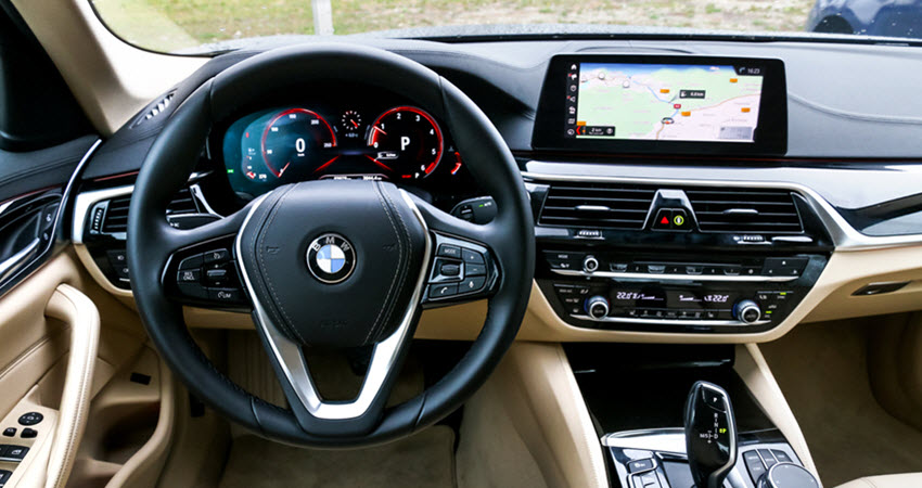 Signs that Your BMW’s Infotainment System Needs Attention