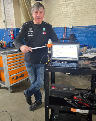 A photo of Dennis, the new Mercedes-Benz specialist at Bay Diagnostic.